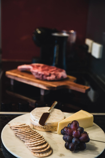 Others 5, The Cash Butcher - Classy & Centrally Located, Ballarat - Central