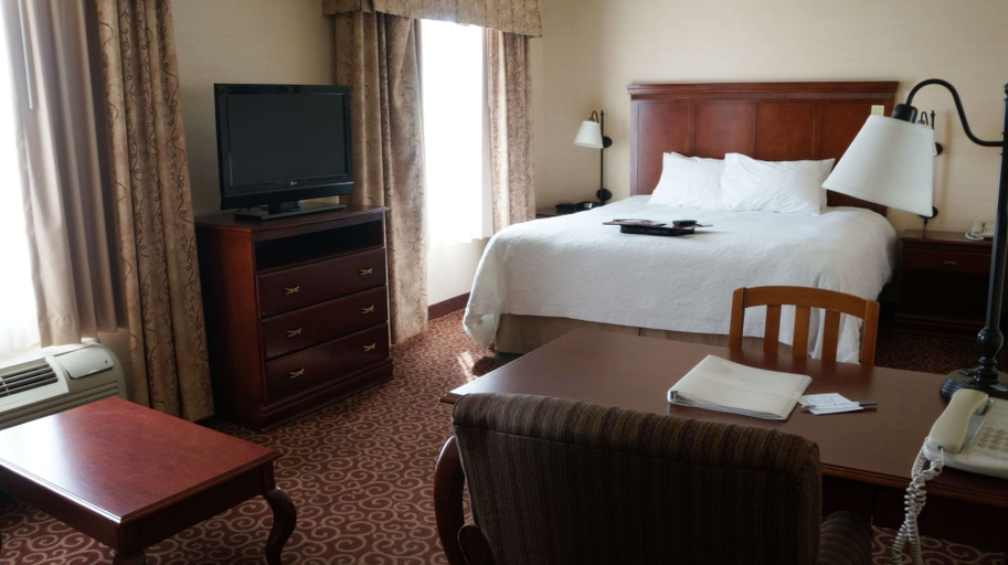 Bedroom 3, Hampton Inn & Suites Kingman, Mohave