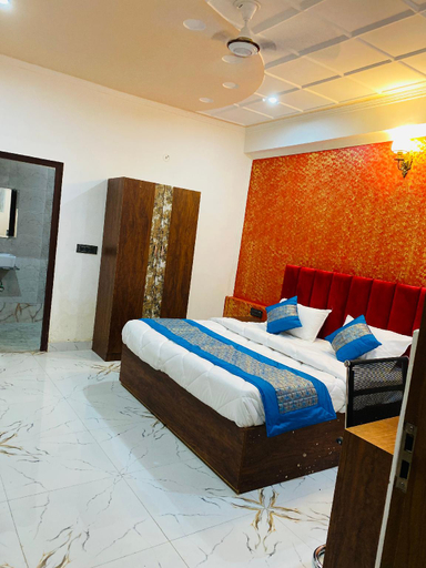 Others 2, The Horizon Inn, Gautam Buddha Nagar