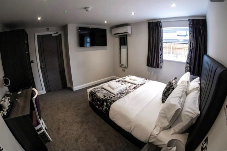 Bedroom 3, Anelli Hotel, Sefton