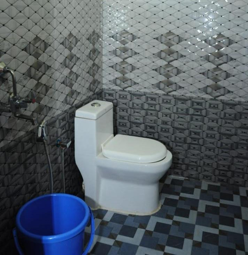 Bathroom 3, Aryan residency, Uttara Kannada