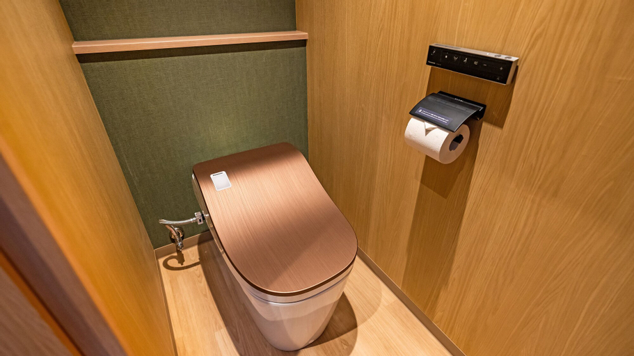 Bathroom 9