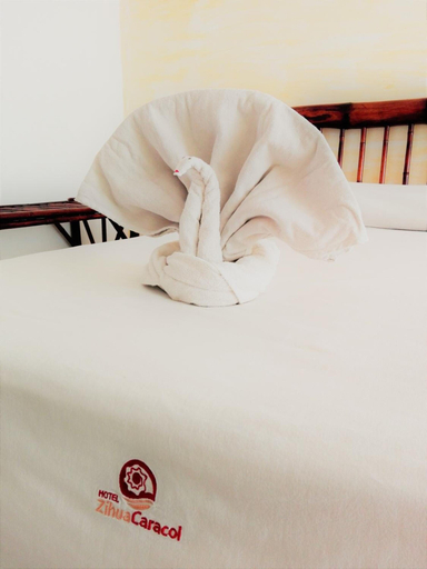 Bedroom 3, Hotel Zihua Caracol, José Azueta