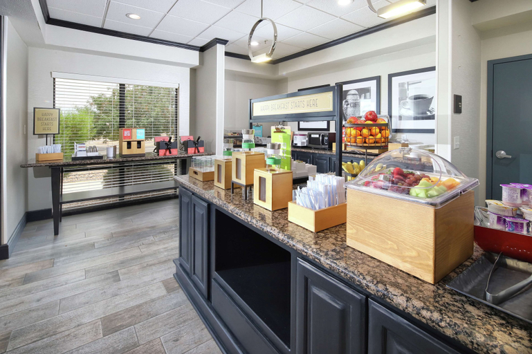 Food & Drinks 5, Hampton Inn Sierra Vista, Cochise