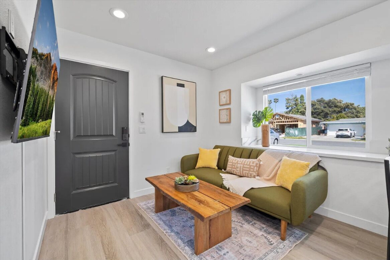 Others 4, Cozy 1bd 1ba Sleeps 3 Close to Disney, Orange