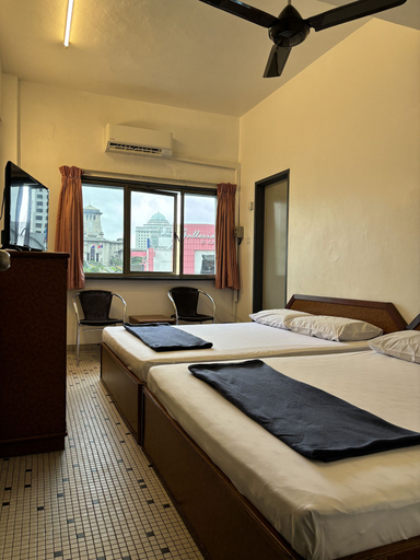Bedroom 4, Hotel J B, Johor Bahru