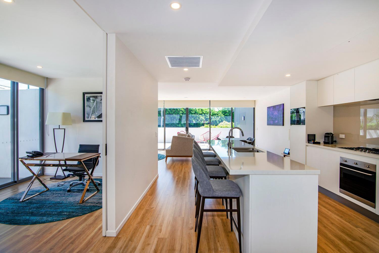 Dining Room 6