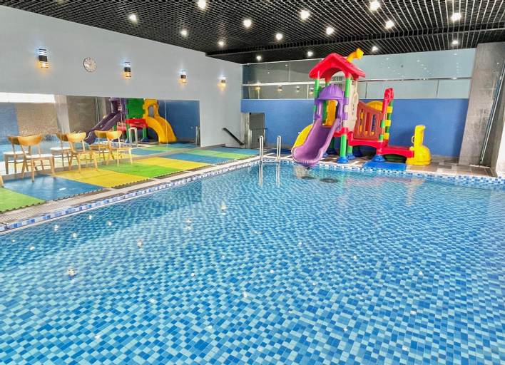 Swimming Pool 2