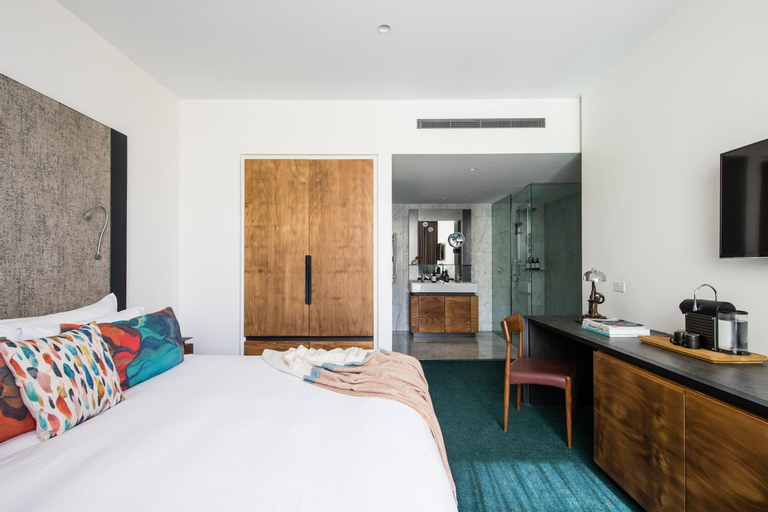 Bedroom 12