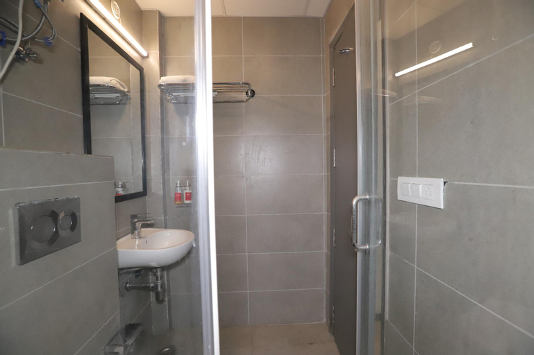 Bathroom 3