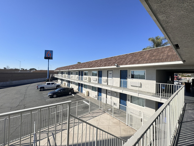 Exterior & Views 2, Motel 6 Ontario, CA - Airport, San Bernardino