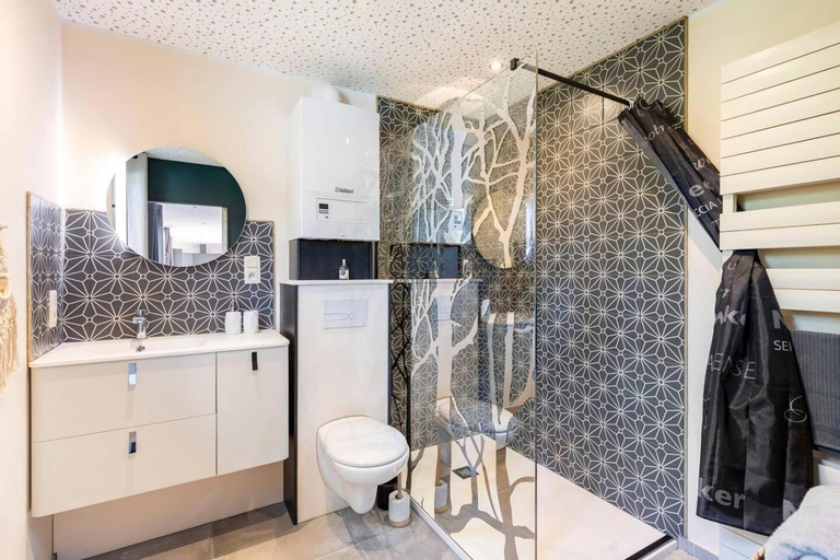 Bathroom 1
