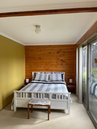 Bedroom 2, Alexanders' Of Richmond, Clarence