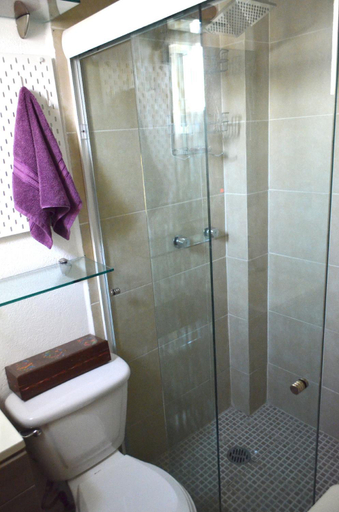Shower 4, Rooftop Paradise Central Location, Scenic Views, Mexico City