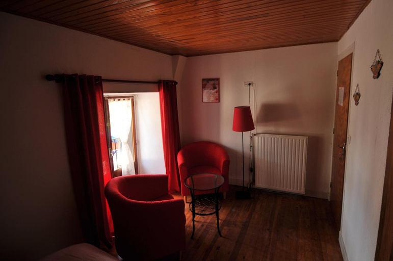 Others 2, Auberge De La Providence, Puy-de-Dôme