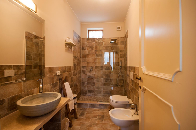 Others 5, Bed & Breakfast Corte Toro, Lucca
