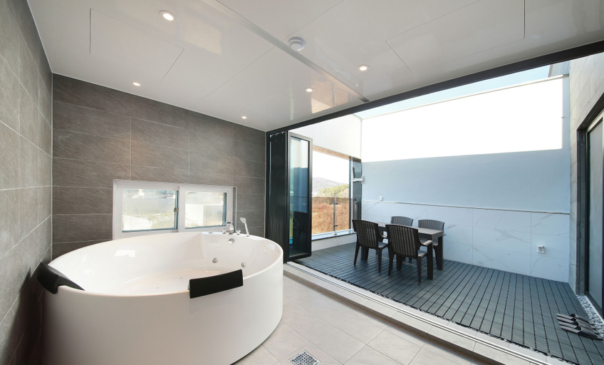 Bathroom 4, Yangpyeong Premium Hotel Latte, Namyangju