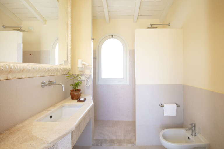 Bathroom 4, Spiagge San Pietro, a charming & relaxing resort, Cagliari