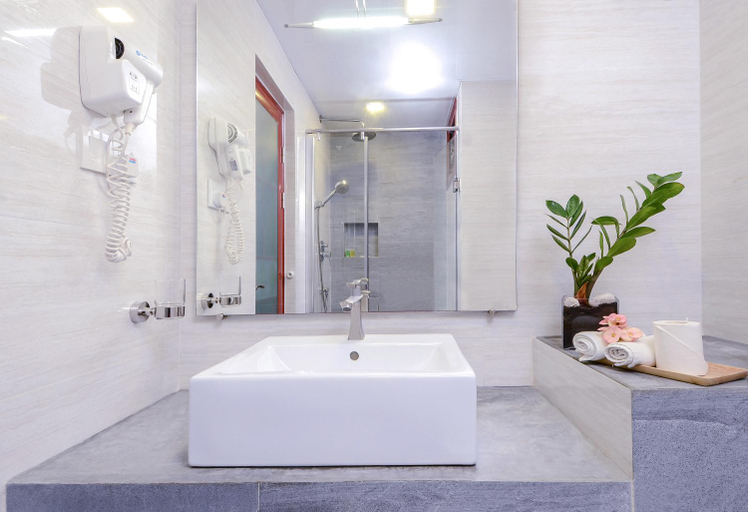 Bathroom 5, Triton Beach Hotel Spa At Maafushi, Kepulauan Maafushi