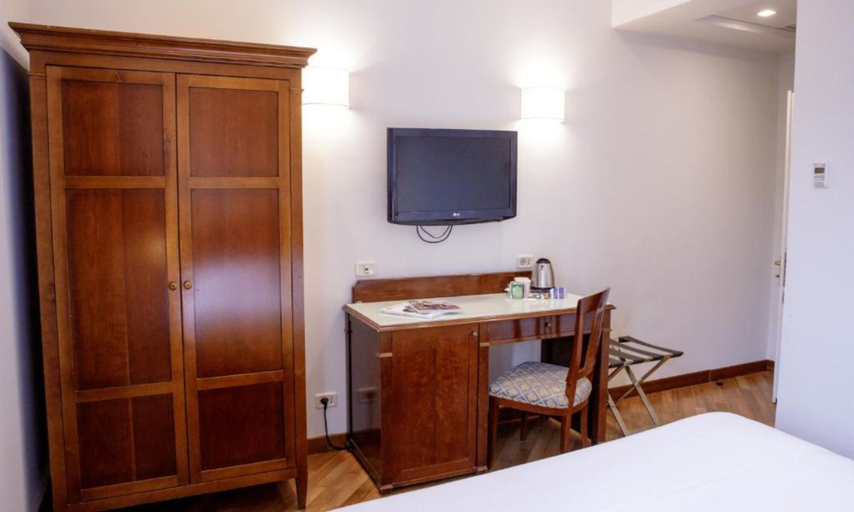 Bedroom 3, Best Western Ai Cavalieri Hotel, Palermo
