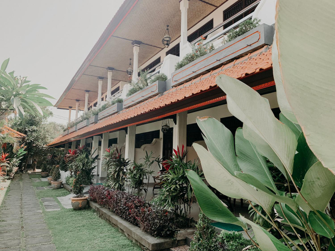 Exterior & Views 2, Bali Wirasana Inn, Denpasar