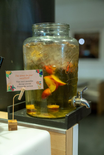 Food & Drinks 5, easyHotel Nice Old Town, Alpes-Maritimes