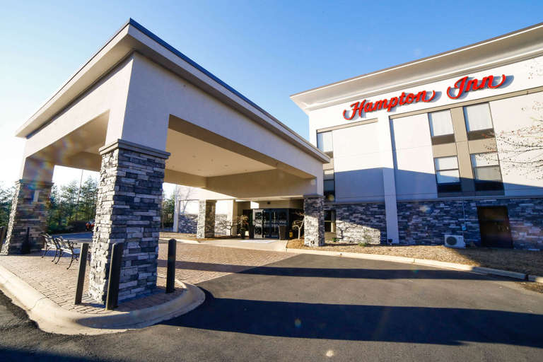 Exterior & Views 1, Hampton Inn Franklin, Macon