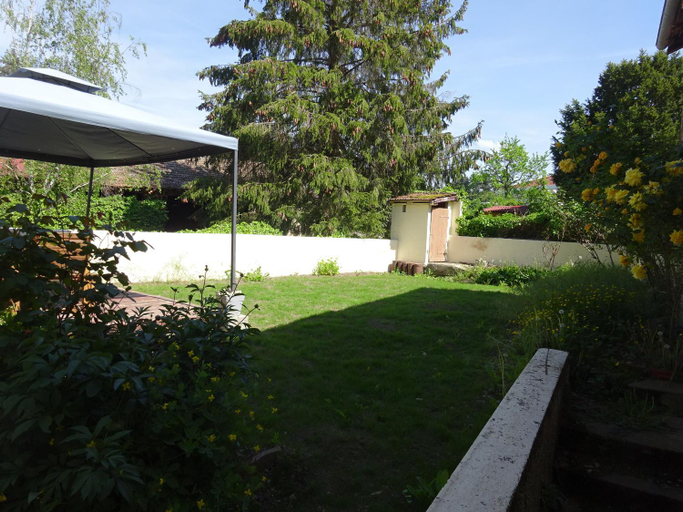 Garden 5, Gite des Pleiades, Isère