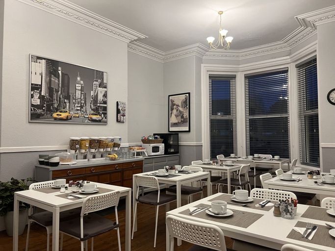 Food & Drinks 5, St Andrews House Hotel, Lancashire