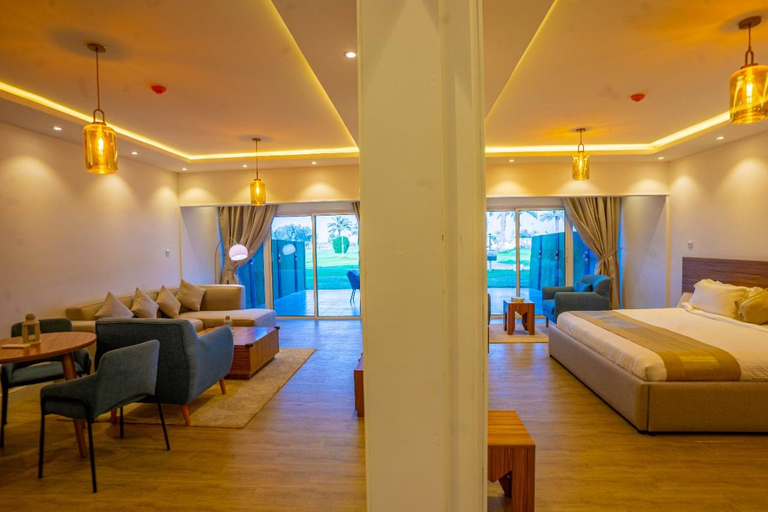 Bedroom 4, Palm beach Resort, Dammam
