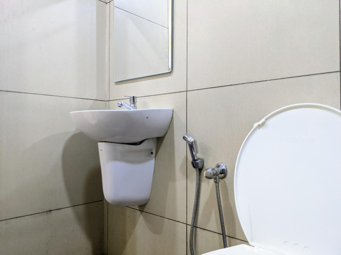 Bathroom 12