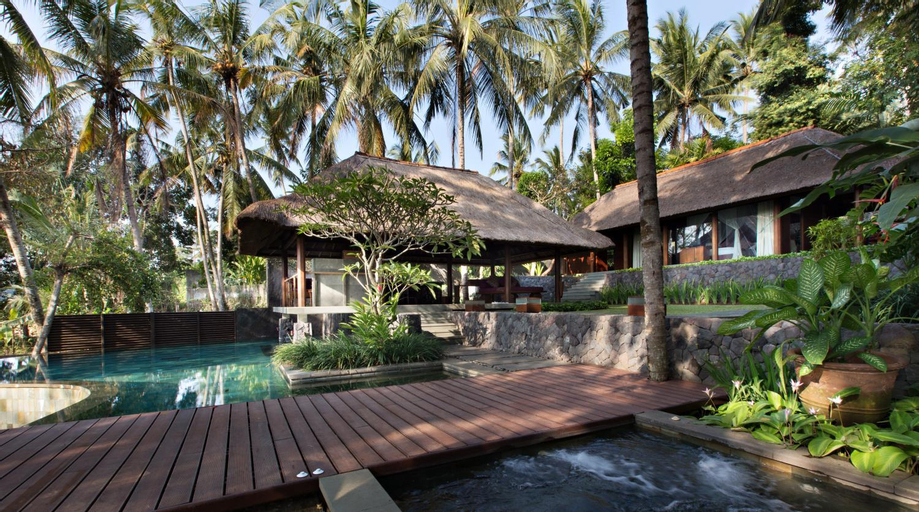 Swimming Pool 8