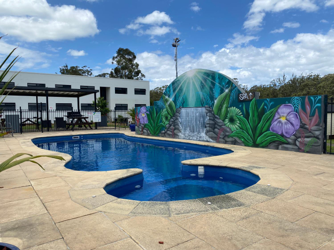 Sport & Beauty, Timbertown Motel, Port Macquarie-Hastings - Pt B