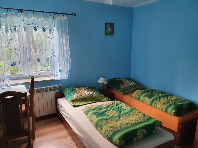 Bedroom 2, Agroturystyka Na gorce u Barbary - domek letniskowy, Lesko