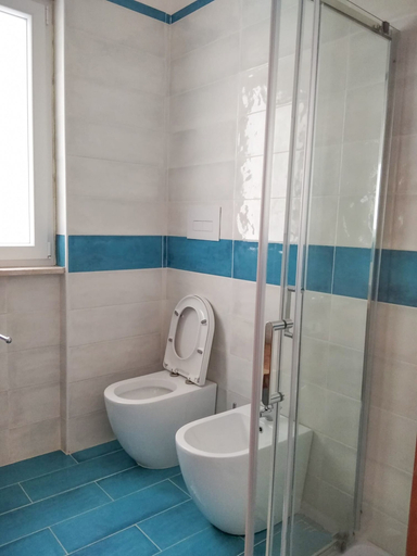 Bathroom 5, Hotel Artemide Mare, Salerno