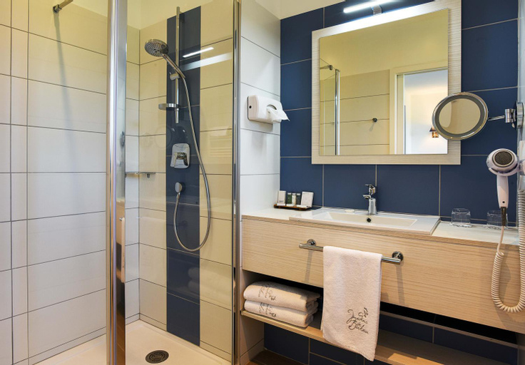 Bathroom 4