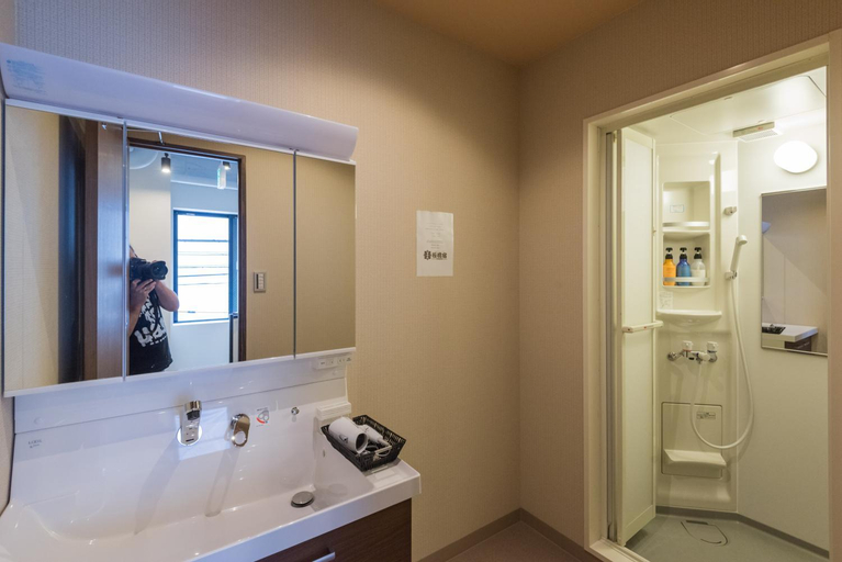 Bathroom 9