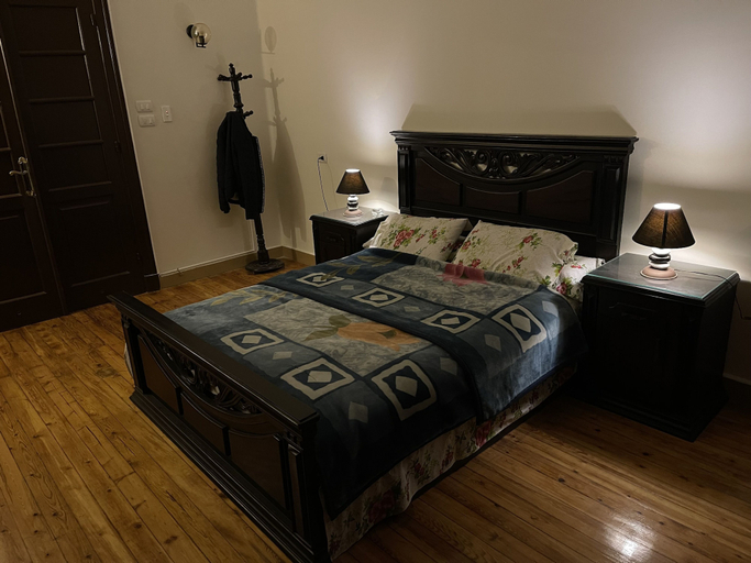 Bedroom 2, Wonderful Apartment Place in Dokki, Ad-Duqi