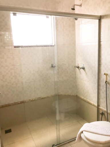 Others 5, Hotel Renascer Ltda, Morrinhos