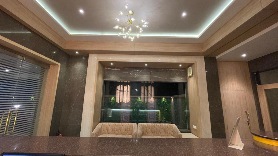 Public Area 3, Hotel Sarovar Residency, Palghar