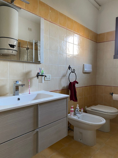 Bathroom 4, Garda Resort Village, Verona