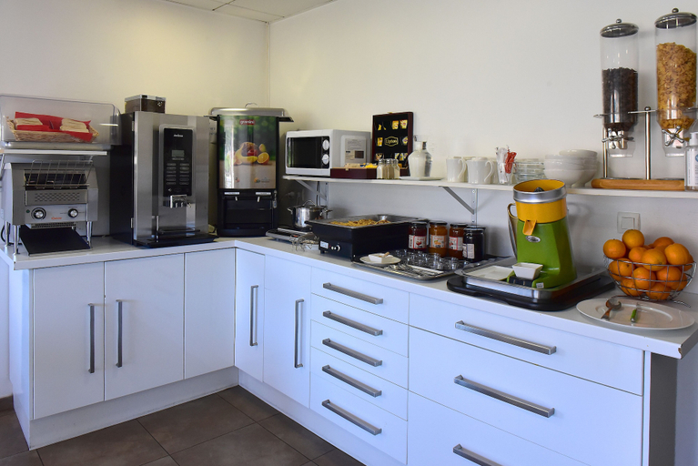 Food & Drinks 5, A Madonetta, Corse-du-Sud