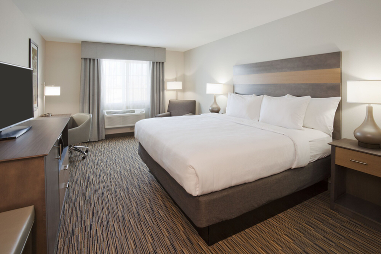 Bedroom 3, GrandStay Cannon Falls, Goodhue