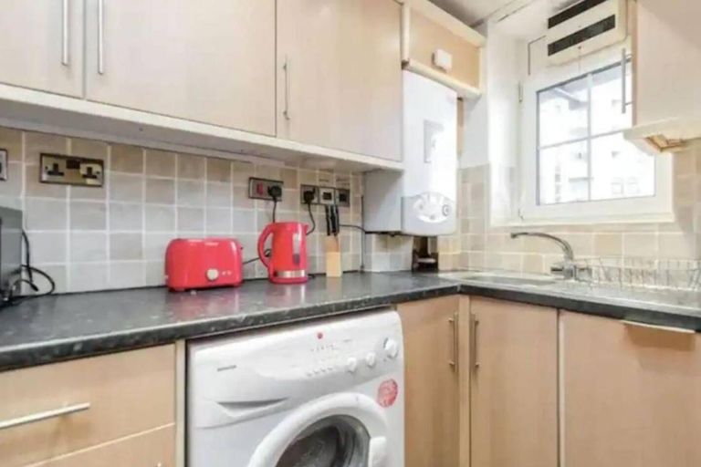 Others, APlaceToStay Central London apartment, Zone 1 CAM, London