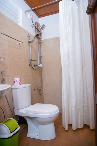 Bathroom 4, Jkab Beach Resort, Trincomalee Town and Gravets
