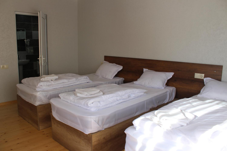 Bedroom 2, Ketino's Home, Kazbegi