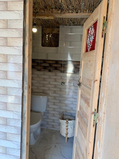 Bathroom 4, Cafour House Siwa - Hot Spring, Siwa