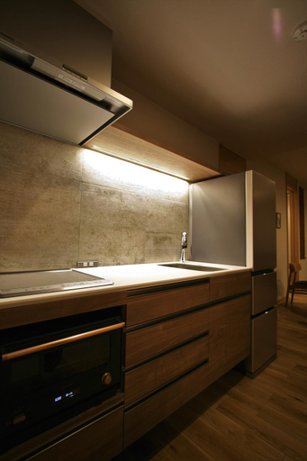 Others 4, M House, Furano