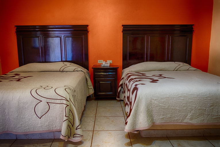 Bedroom 3, Hotel Oasis, Comondú