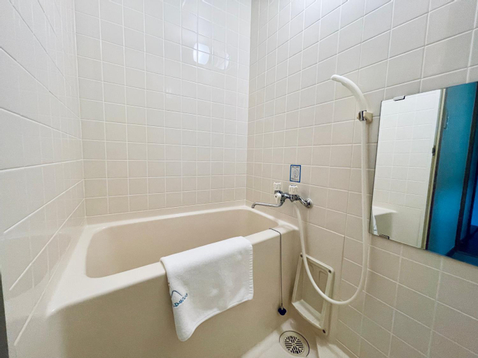 Bathroom 6